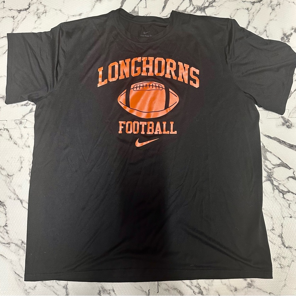Men’s Dri-Fit The Nike Tee size: 3XL